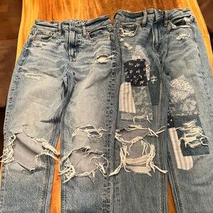 2 pairs American Eagle jeans size 00